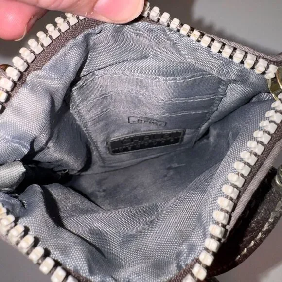 Chala Venture Cellphone Crossbody Bag - Paw Print / Dog RFID Grey Vegan Leather - Picture 8 of 9